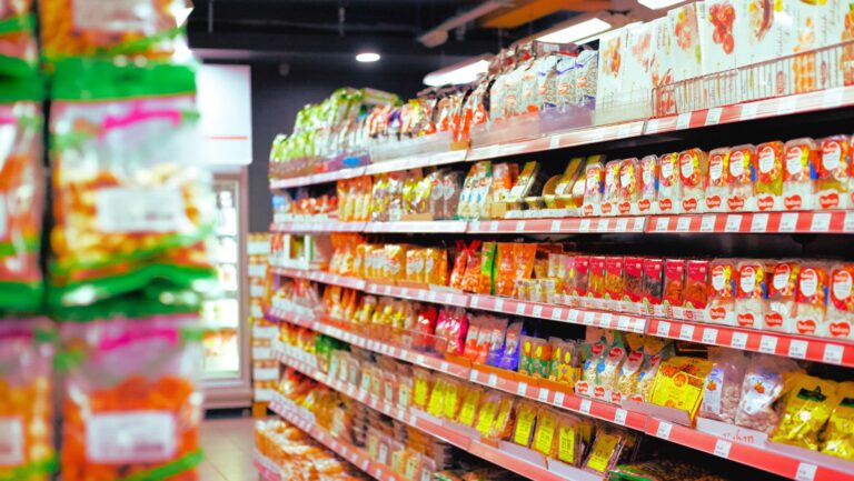 Rekomendasi Daftar Makanan yang Wajib Anda coba di Minimarket Korea